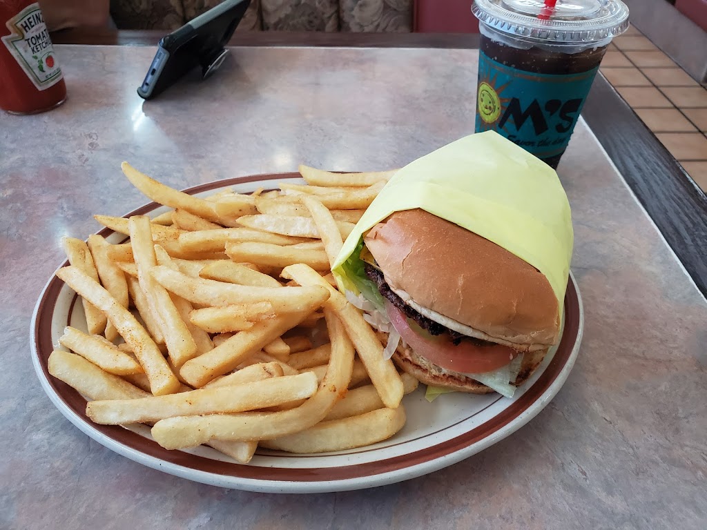 Toms Burgers 18 | 1190 Philadelphia St, Pomona, CA 91766, USA | Phone: (909) 627-0878