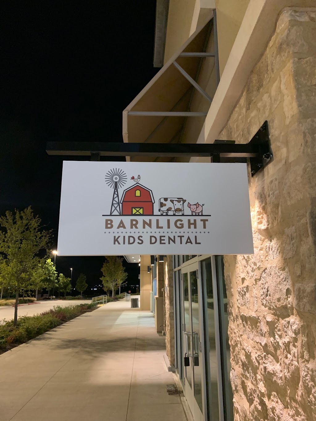 Barnlight Kids Dental | 917 S Preston Rd, Prosper, TX 75078 | Phone: (469) 452-2904