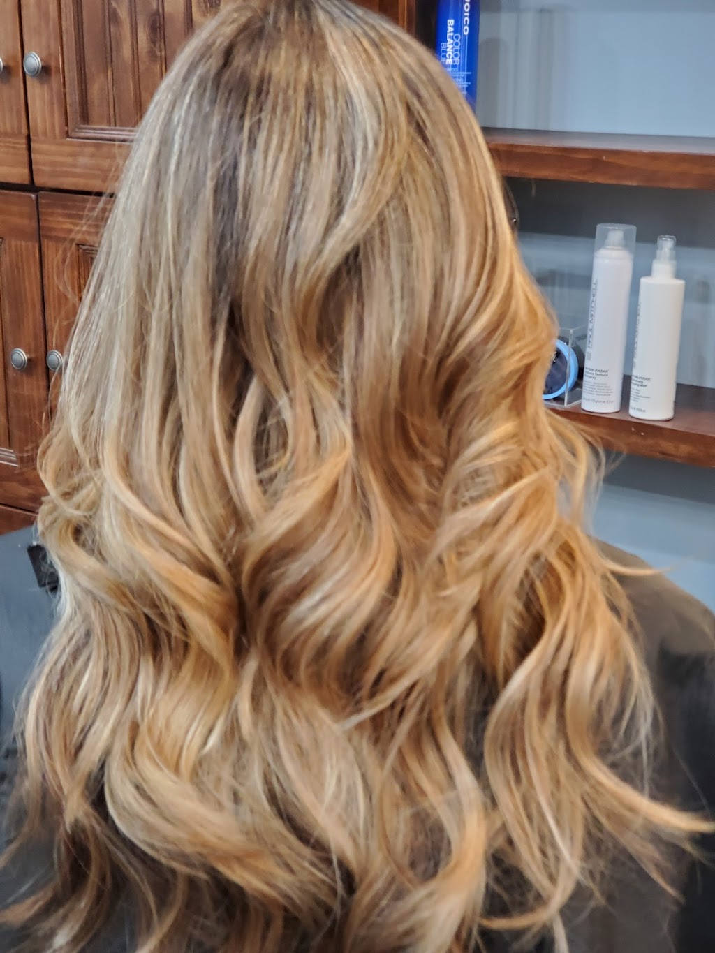 Chandler Hair Company | 1263 Park St D, Castle Rock, CO 80109, USA | Phone: (303) 660-0947