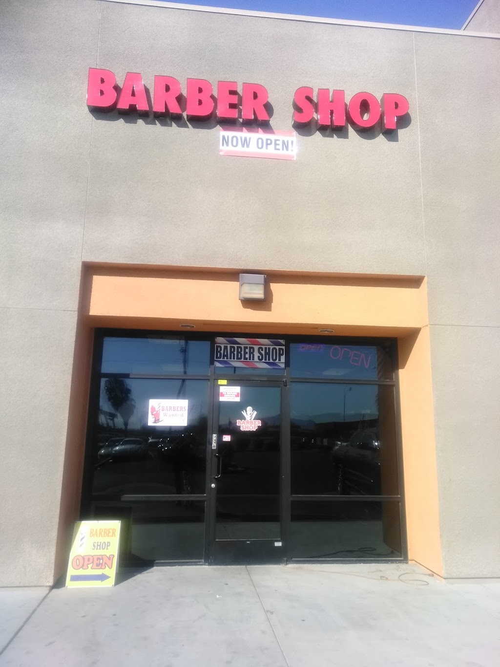 G-Fade’s Barbershop | 3468 E Sahara Ave, Las Vegas, NV 89104, USA | Phone: (702) 884-9577