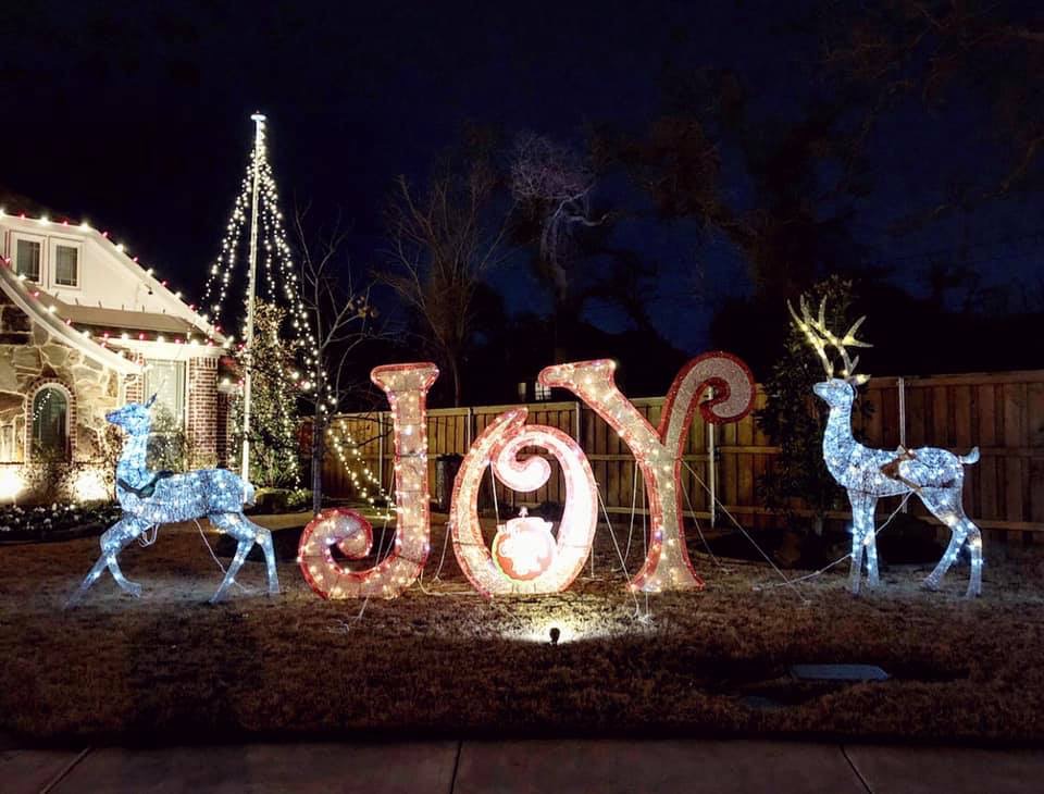 Murphy Christmas Lighting | 3800 Haslet-Roanoke Rd #13, Roanoke, TX 76262, USA | Phone: (719) 432-5687