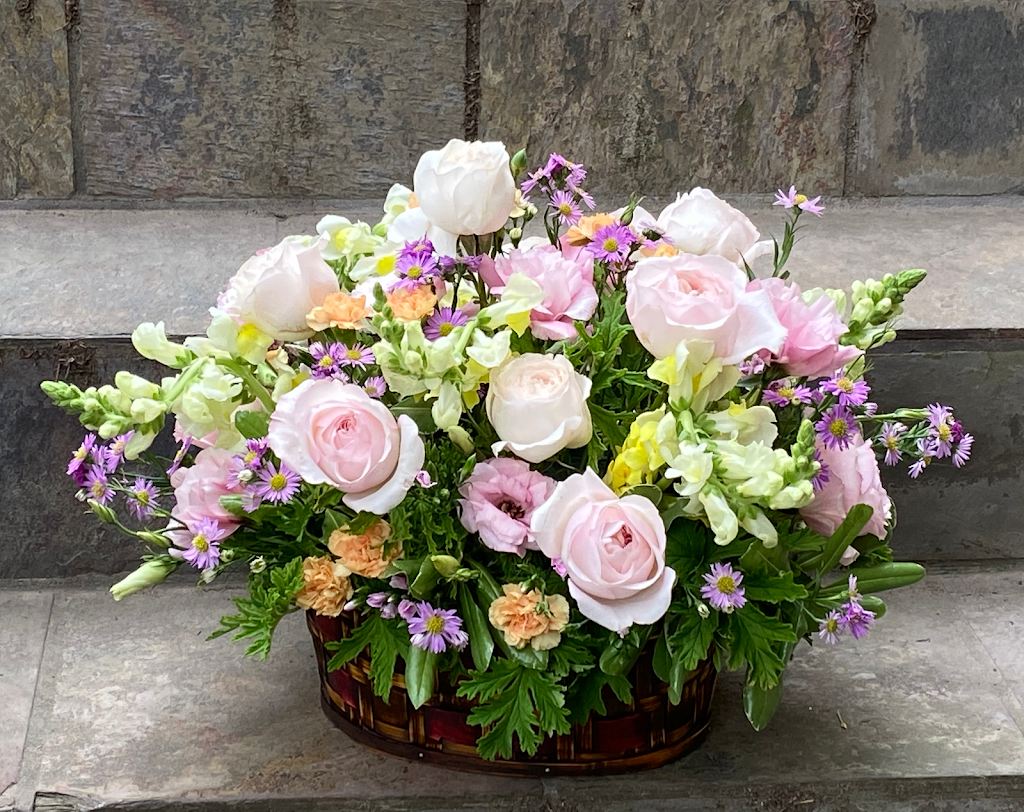 Naho’s Floral Design | 7080 Westmoorland Dr, Berkeley, CA 94705, USA | Phone: (510) 898-1701