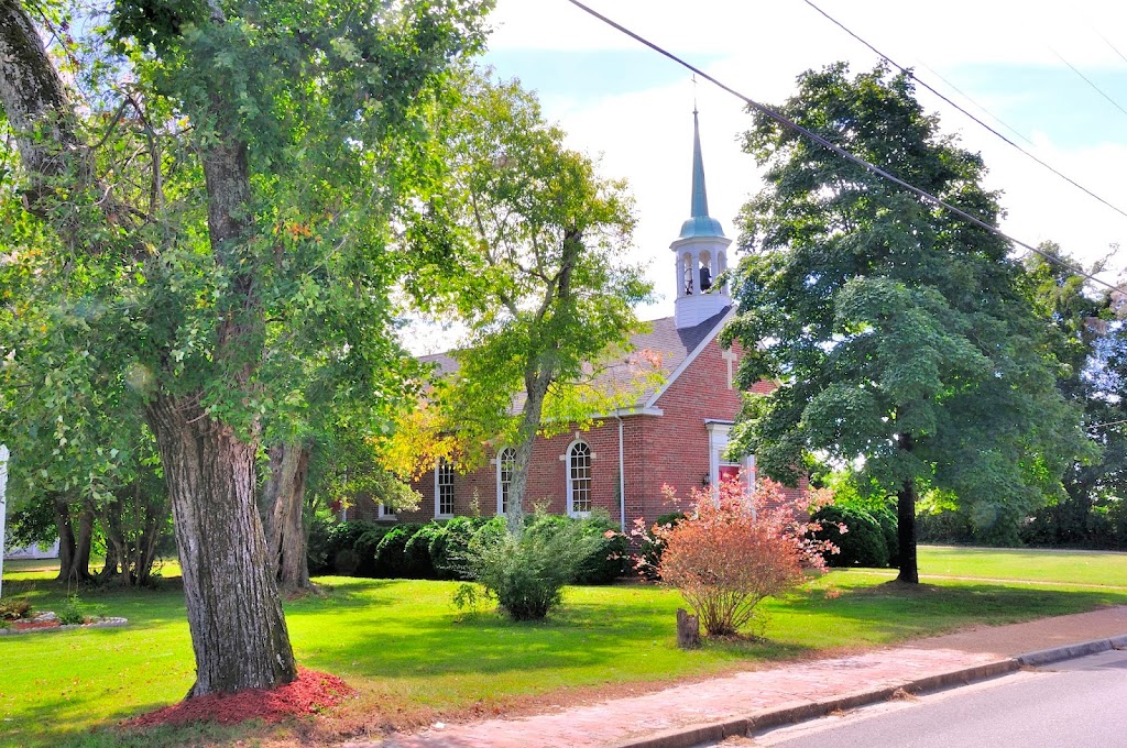 Christ Episcopal Church | 203 E Main St, Waverly, VA 23890, USA | Phone: (804) 834-2393