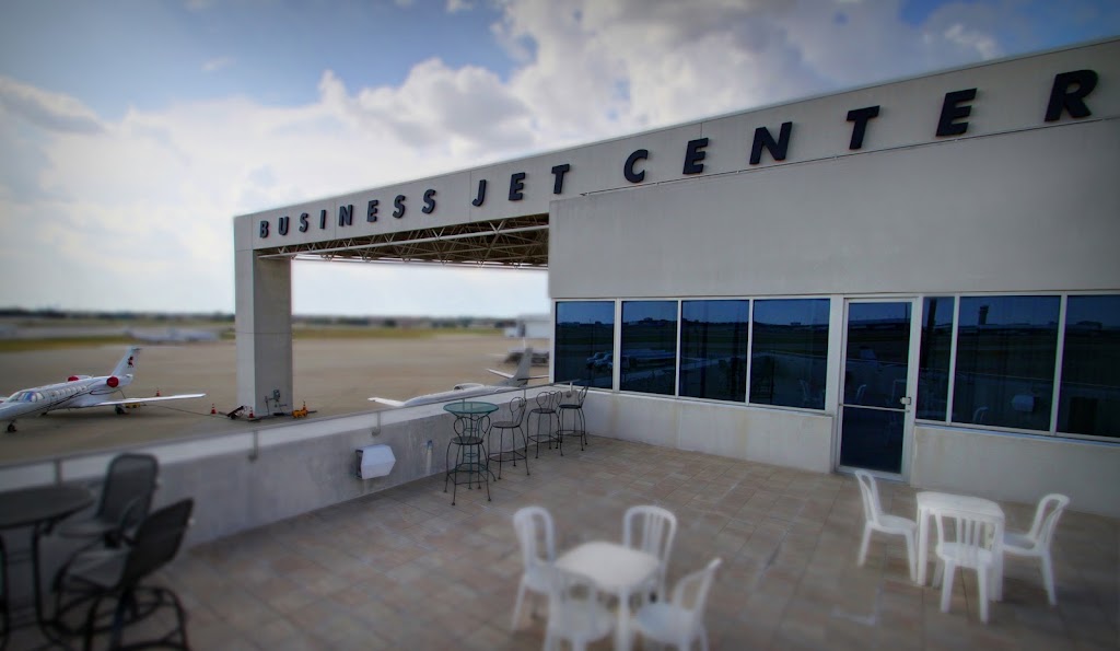 Business Jet Center | 8611 Lemmon Ave, Dallas, TX 75209, USA | Phone: (214) 654-1600