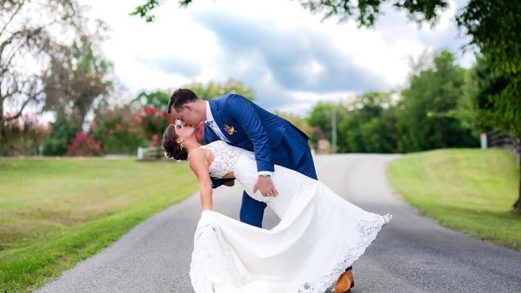 Island Glow Bridal Co | 3820 Courthouse Tavern Ln, Powhatan, VA 23139, USA | Phone: (804) 501-6222