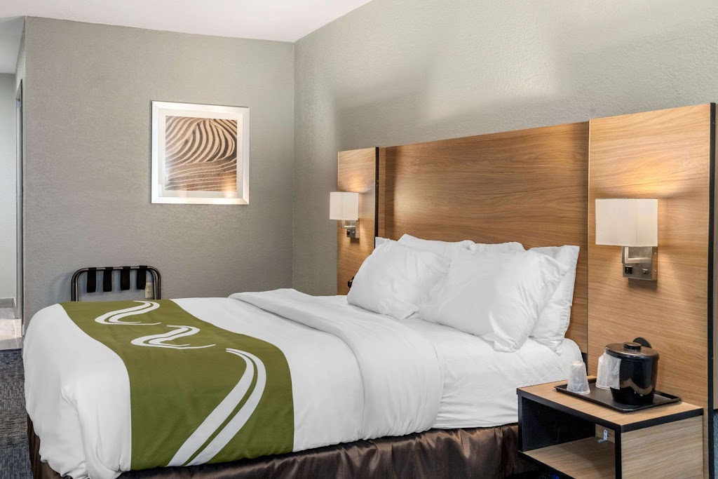 Quality Inn Downtown - Near Market Square | 1025 S Frio St, San Antonio, TX 78207, USA | Phone: (210) 229-9265