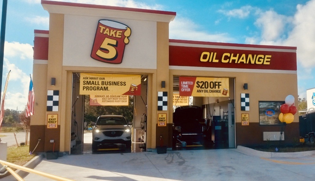 Take 5 Oil Change | 2551 SE Hwy 70, Arcadia, FL 34266, USA | Phone: (941) 787-2724