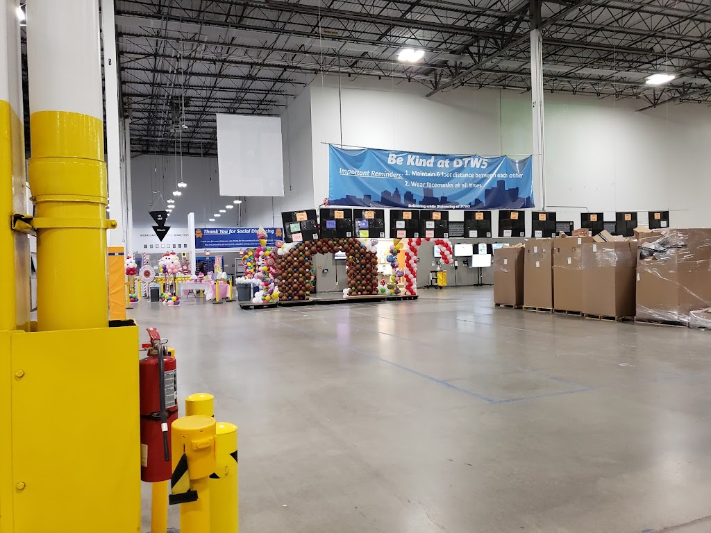 DTW5 Amazon Warehouse | 19991 Brownstown Center Dr, Brownstown Charter Twp, MI 48183, USA | Phone: (734) 676-0070
