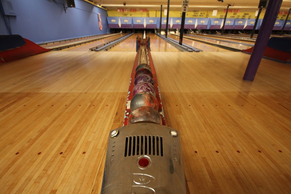 Stoneleigh Lanes | 6703 York Rd, Baltimore, MD 21212, USA | Phone: (410) 377-8115