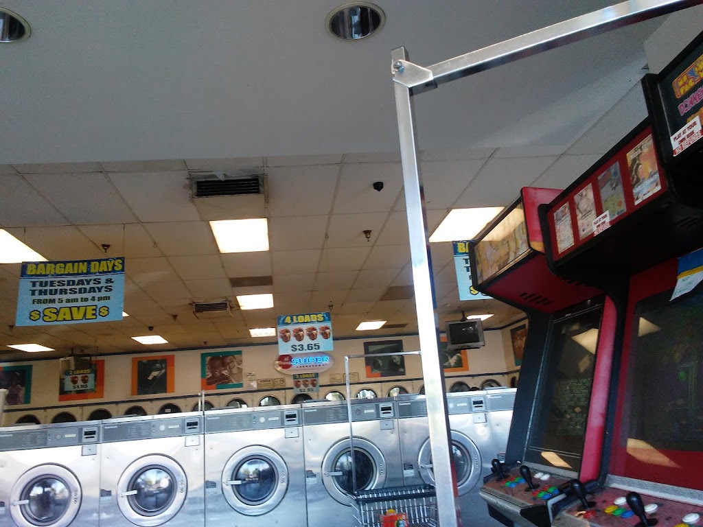 Super Laundromat | 12017 Garvey Ave, El Monte, CA 91732, USA | Phone: (626) 547-4967