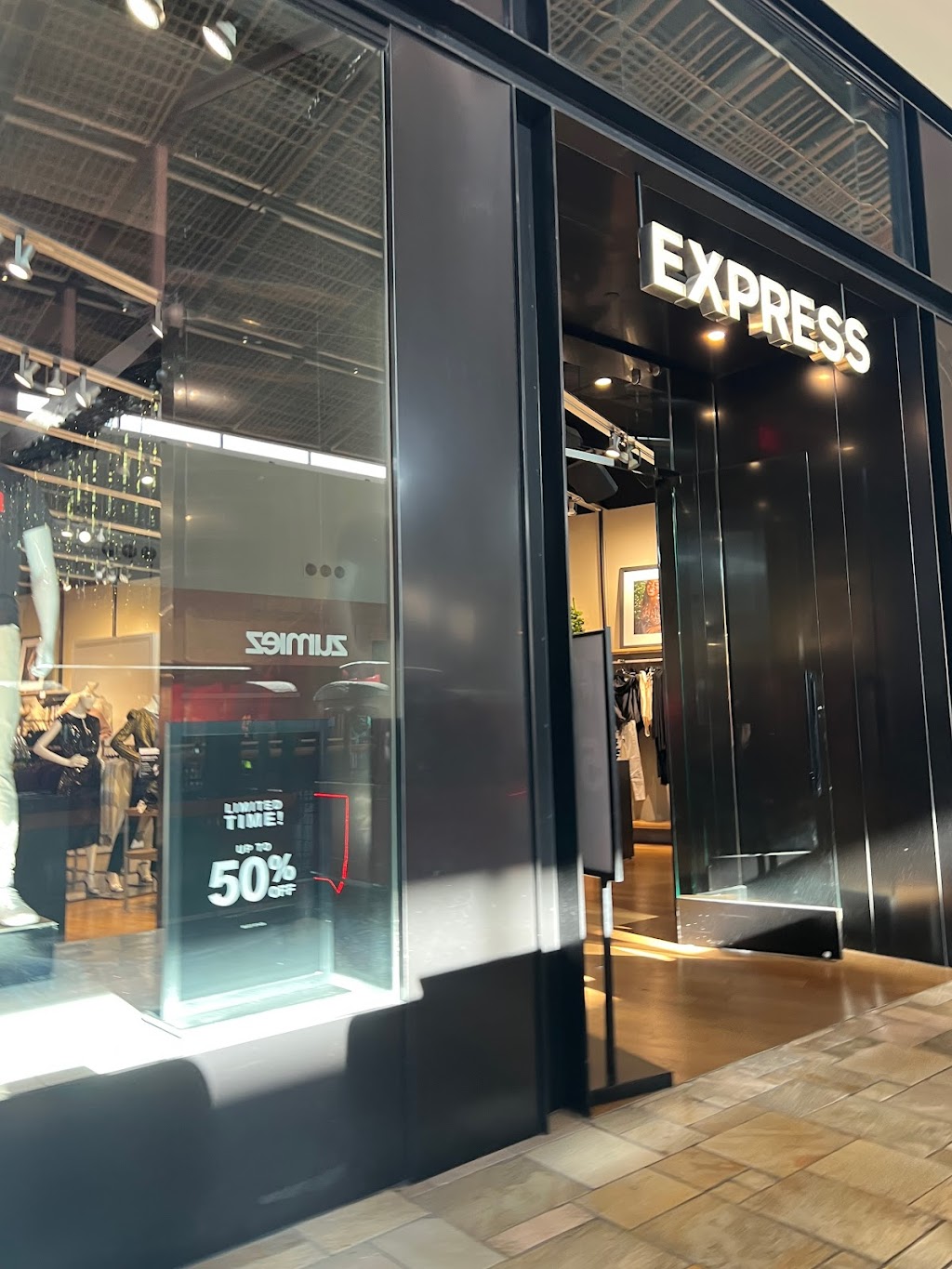 Express | 1 W Flatiron Crossing Dr, Broomfield, CO 80021, USA | Phone: (303) 469-6030