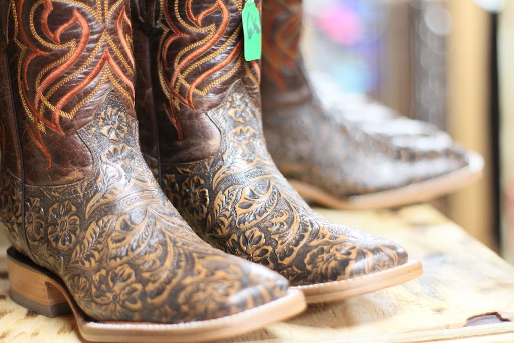 Rivera Western Wear | 635N N Westmoreland Rd, Dallas, TX 75211, USA | Phone: (469) 372-7894