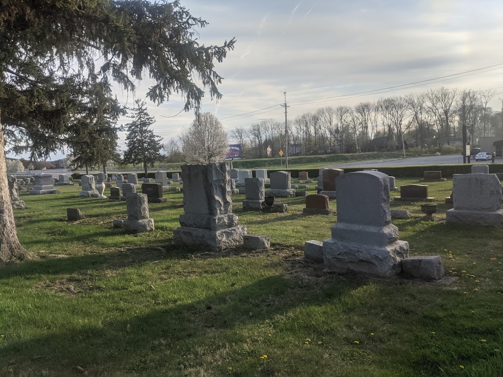 Oak Lawn Cemetery | 701 S Jefferson St, Ossian, IN 46777, USA | Phone: (260) 622-6526