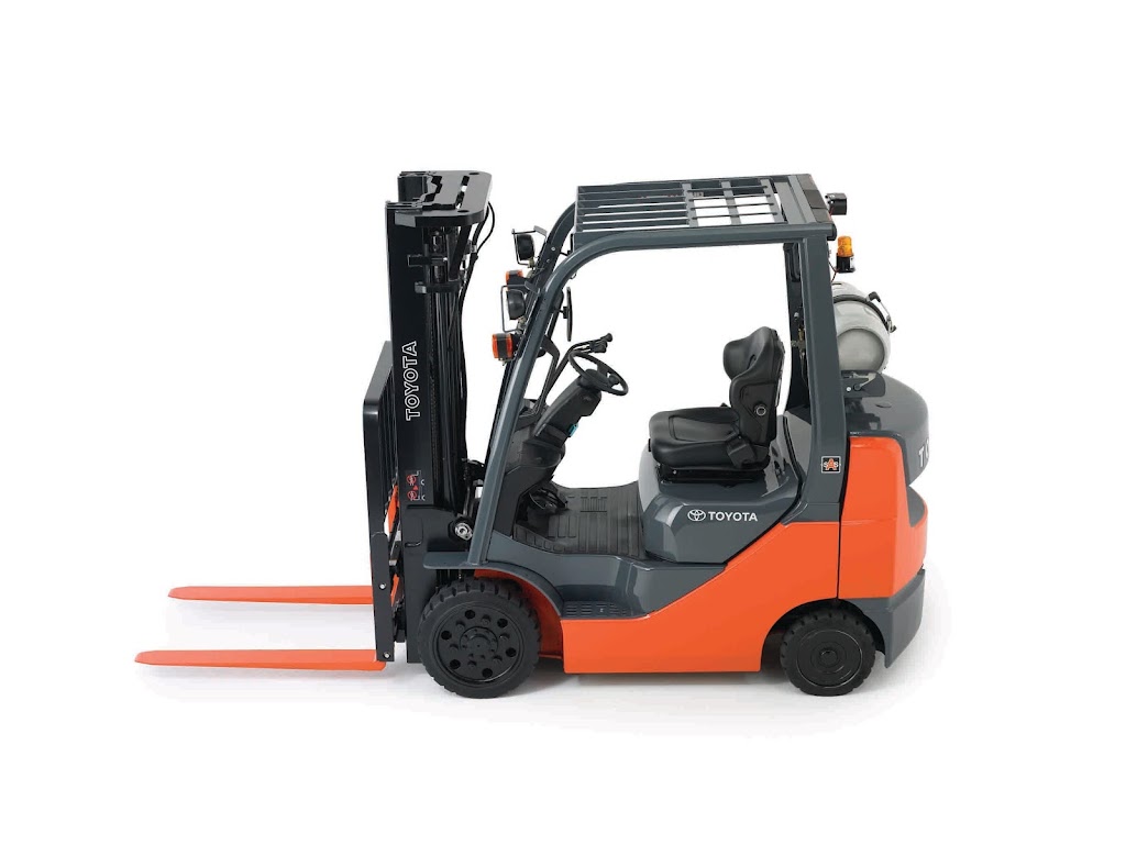 Lift Truck Center Inc | 4000 W 33rd Cir S, Wichita, KS 67215, USA | Phone: (316) 942-7465