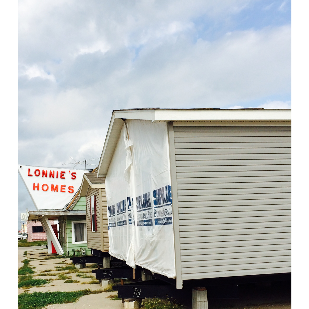 Lonnies Homes (Mobile Home Sales) | 520 W 16th St, Schuyler, NE 68661, USA | Phone: (402) 352-3802