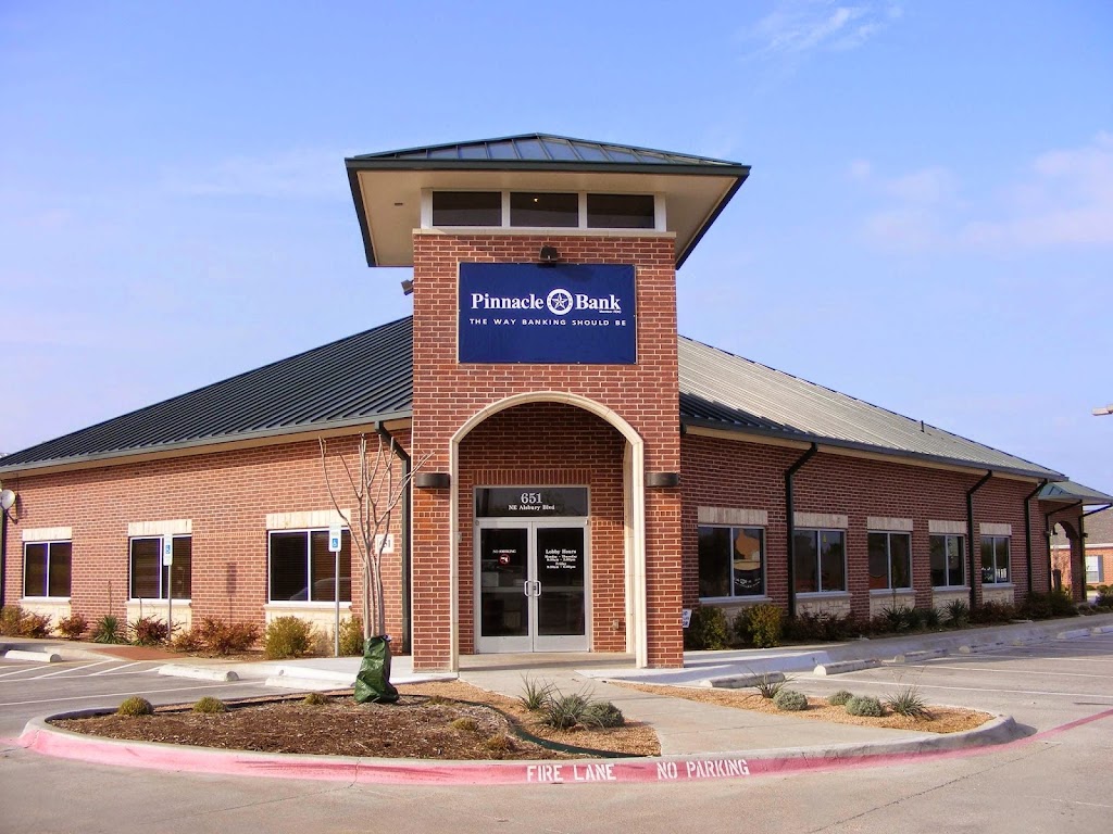 Pinnacle Bank | 651 NE Alsbury Blvd, Burleson, TX 76028, USA | Phone: (817) 426-0168