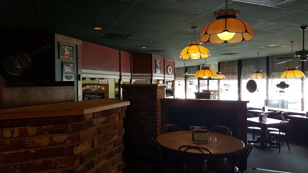 Bogeys Pizza Co | 5039 Almaden Expy, San Jose, CA 95118, USA | Phone: (408) 264-3971