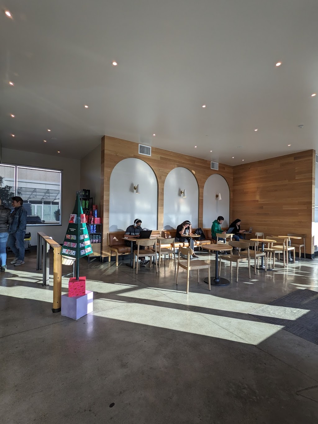 Starbucks | 2124 Artesia Blvd, Torrance, CA 90504, USA | Phone: (424) 551-5097