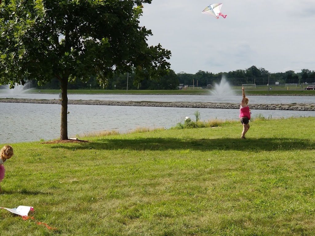 Prairie Lakes Park | Mascoutah Ave, Mascoutah, IL 62258 | Phone: (618) 566-2964