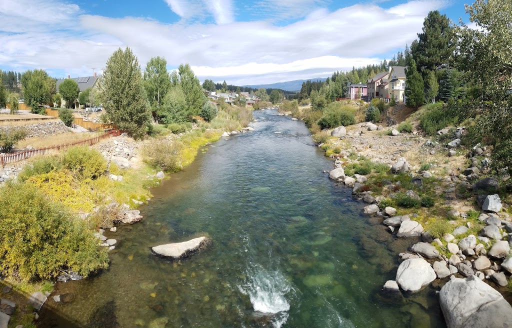 Truckee Hostel | 10101 W River St, Truckee, CA 96161, USA | Phone: (530) 536-0005