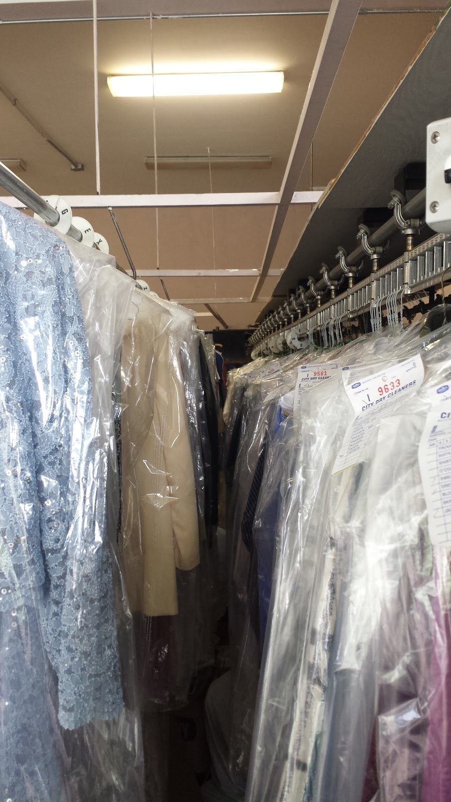 City Dry Cleaners | 8410 Main St, Edmonds, WA 98026, USA | Phone: (425) 775-4457