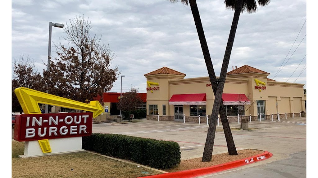 In-N-Out Burger | 1303 William D Tate Ave, Grapevine, TX 76051, USA | Phone: (800) 786-1000