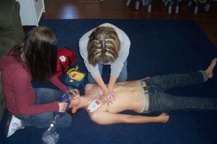 CPR First Aid Provider | 17400 Vanowen St, Lake Balboa, CA 91406, USA | Phone: (818) 206-5254