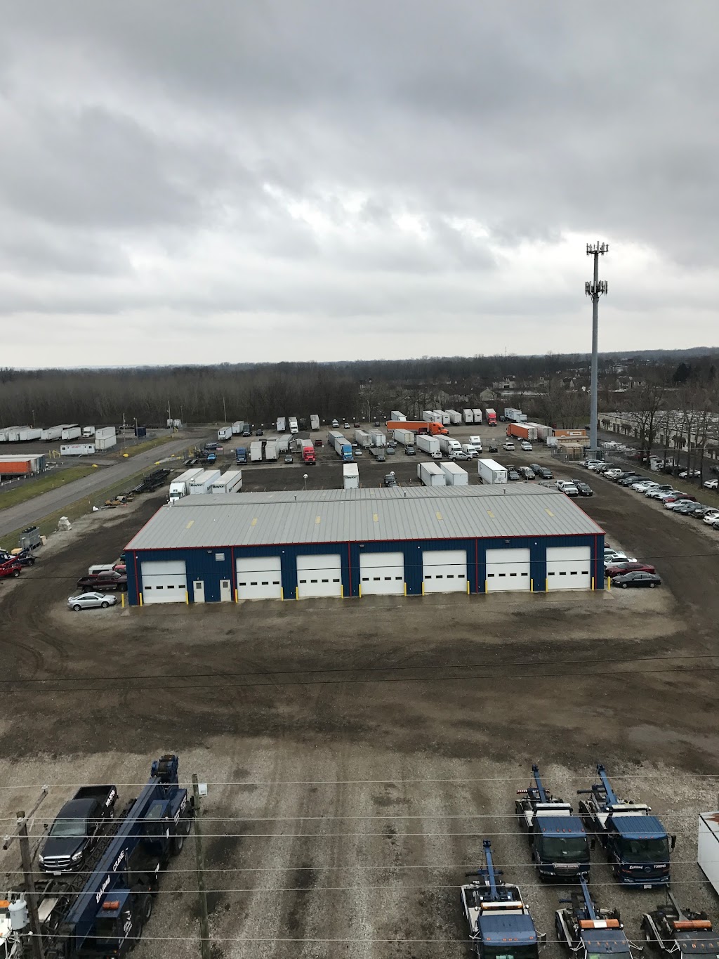 Eastland Crane Semi Truck Parking | 2190 S Hamilton Rd, Columbus, OH 43232, USA | Phone: (614) 868-9750