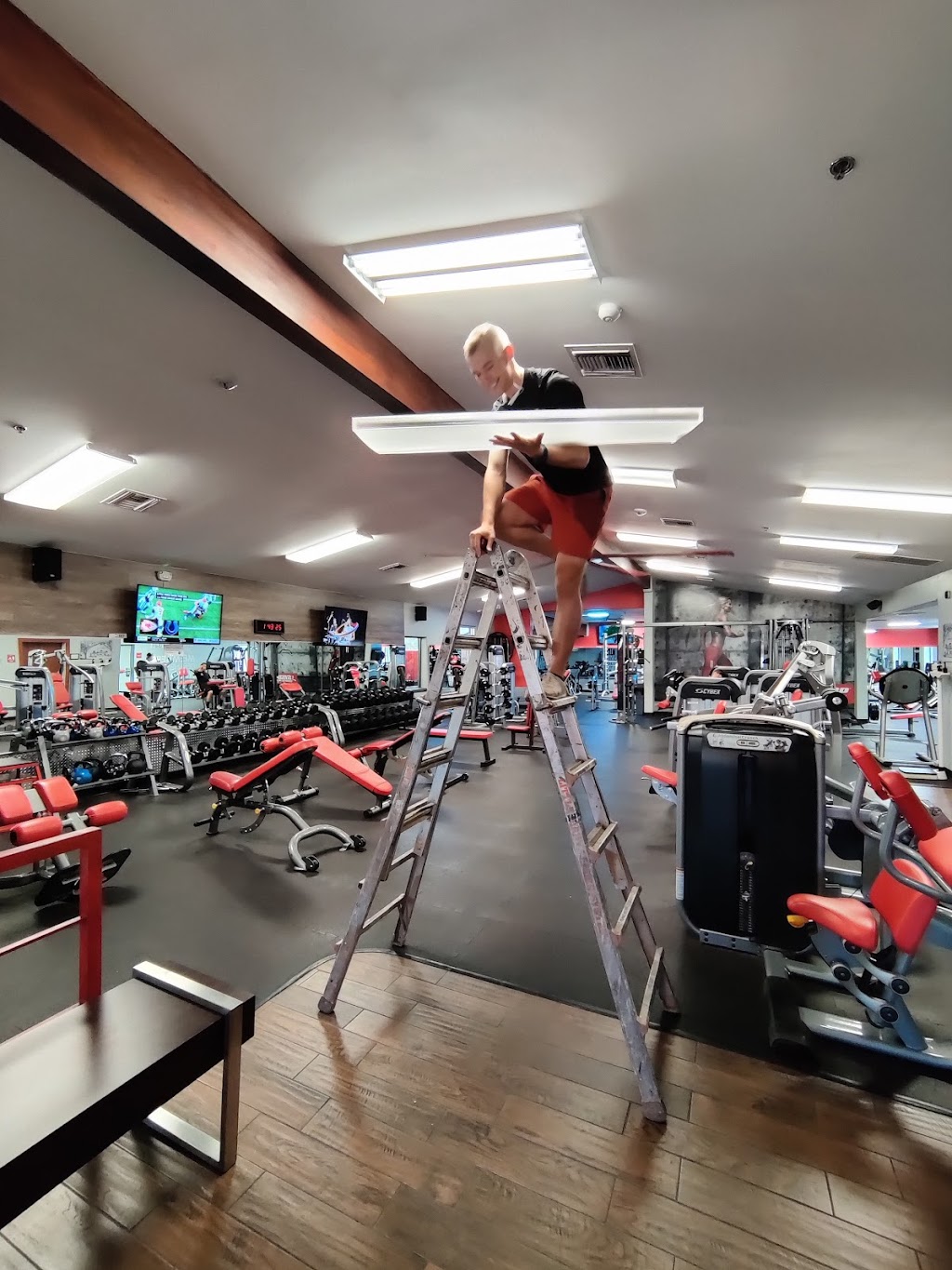 Snap Fitness | 827 Monroe Ave, Buckeye, AZ 85326, USA | Phone: (480) 745-2465