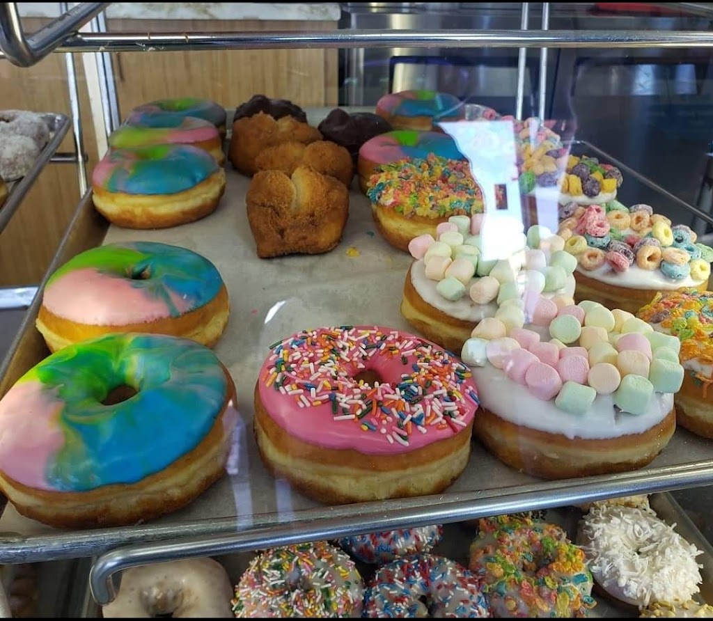 Dulcet Gourmet Donut | 23717 Vanowen St, Canoga Park, CA 91307, USA | Phone: (818) 992-0722