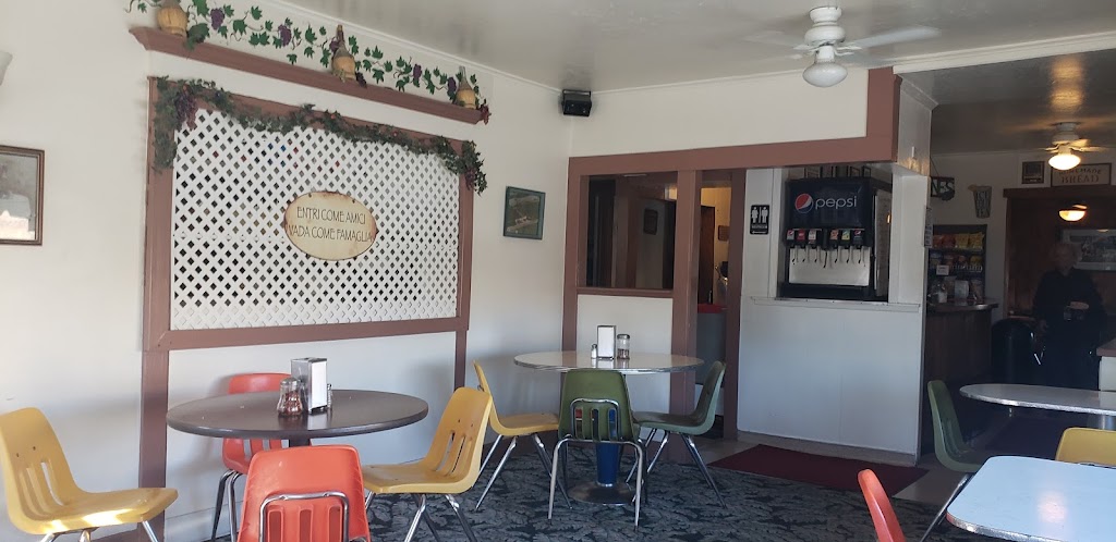 Antones Italian Food | 4125 Sunnyside Dr, Riverside, CA 92506, USA | Phone: (951) 682-5900