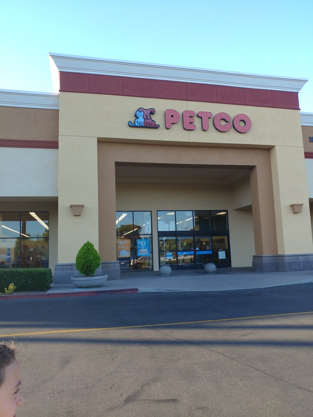 Petco | 3820 Grand Ave, Chino, CA 91710 | Phone: (909) 364-9807