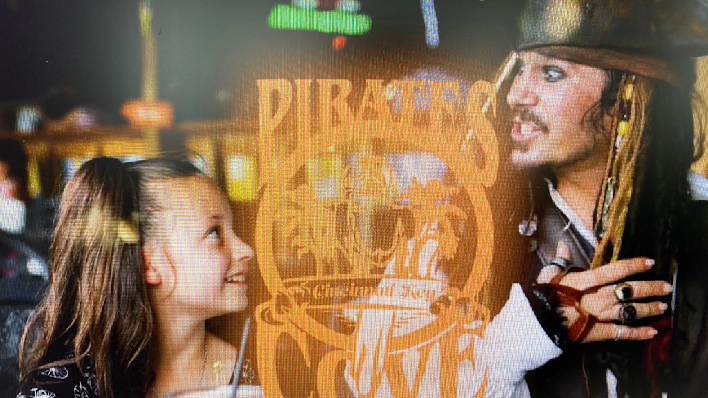 Pirates Cove Tropical Bar & Grill | 4609 Kellogg Ave, Cincinnati, OH 45226, USA | Phone: (513) 449-0021