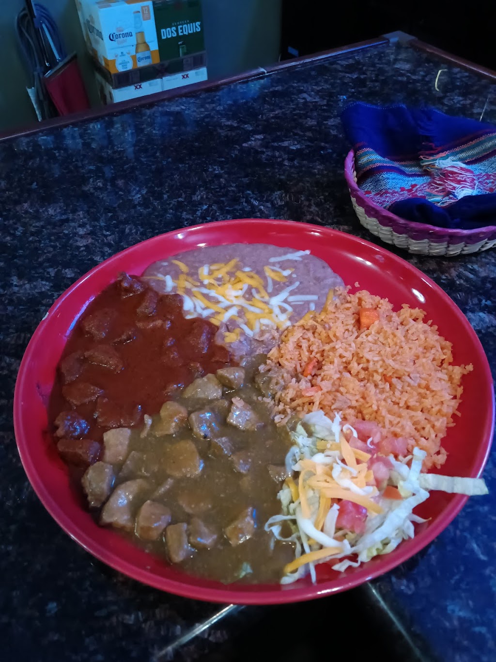 El Toro Mexican Restaurant & Bar | 176 W 3rd St, Lafayette, OR 97127 | Phone: (503) 714-4956