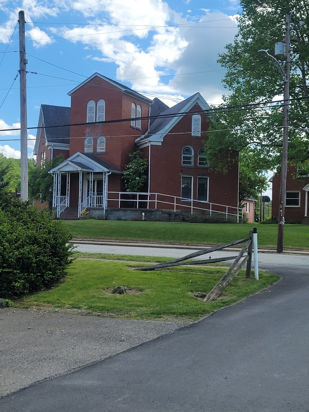 Jefferson Baptist Church | 179 Pine St, Jefferson, PA 15344, USA | Phone: (724) 883-4088