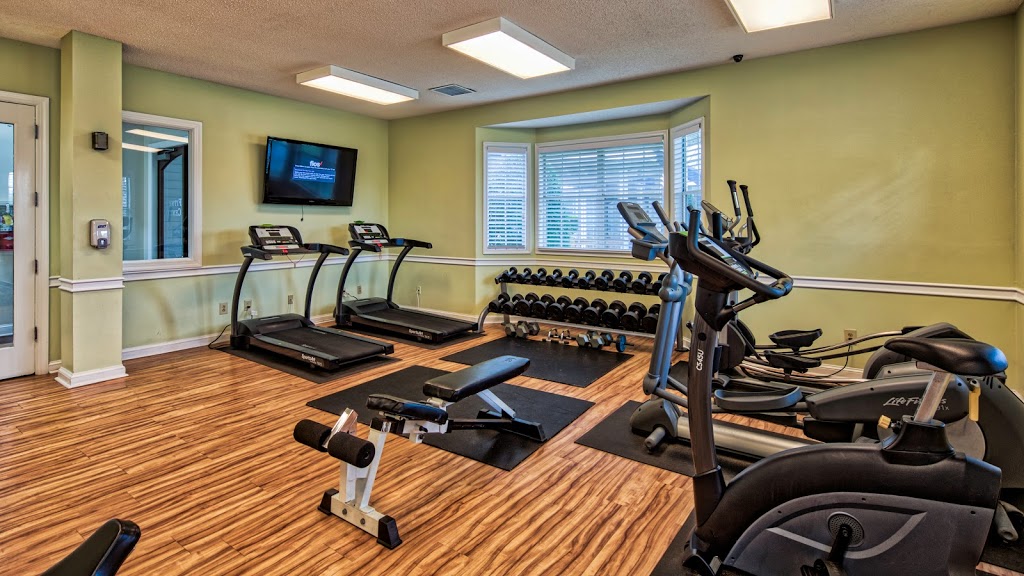 Marina Shores Apartment Homes | 2257 Willow Oak Cir, Virginia Beach, VA 23451, USA | Phone: (757) 335-4776