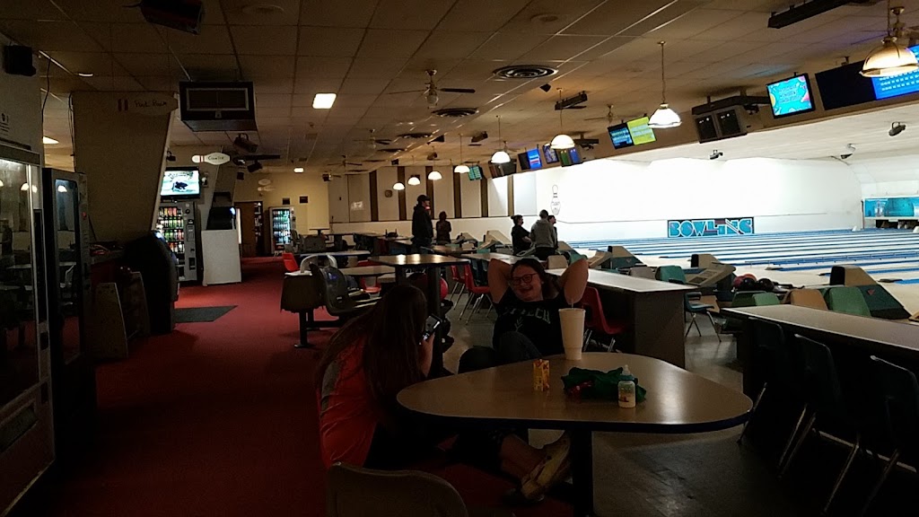 Plaza Lanes | 3150 Ohio Ave, Connersville, IN 47331, USA | Phone: (765) 827-9551