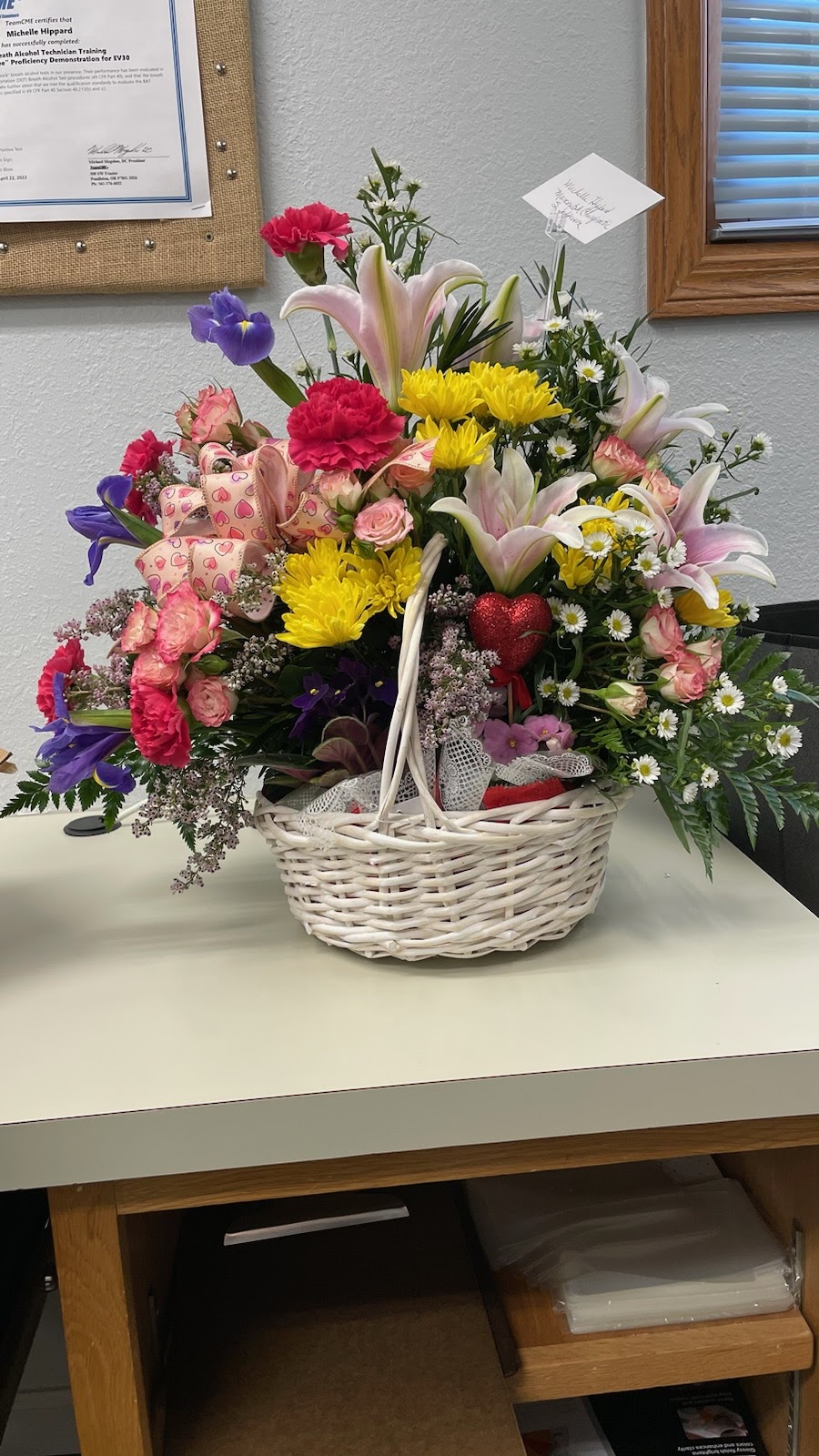 Flowers, Balloons, Etc | 35 W Main St, Mascoutah, IL 62258, USA | Phone: (618) 566-2244