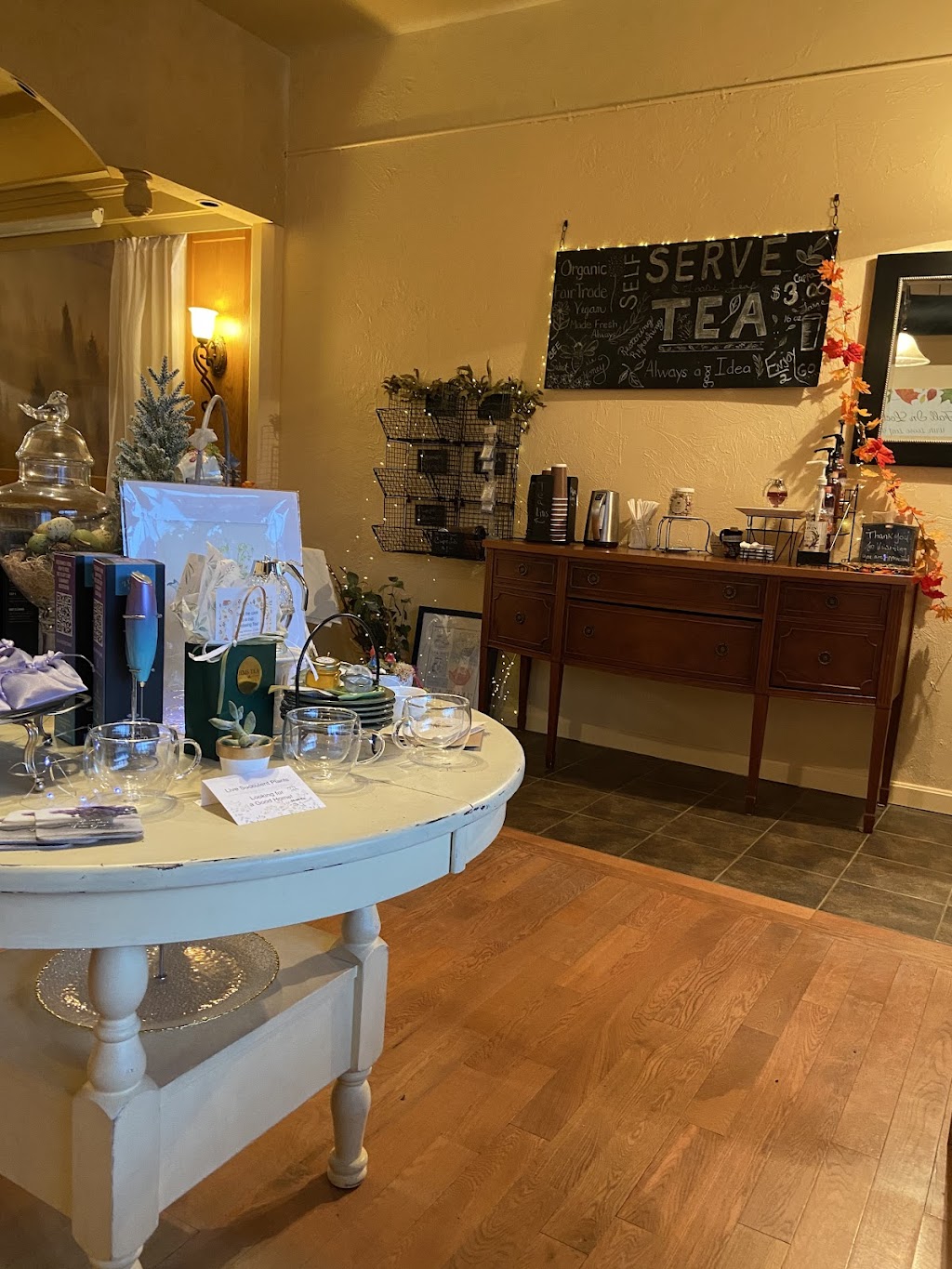 Herbs Make Scents Tea Shop | 4 Maple St, Mendon, MA 01756, USA | Phone: (508) 331-2457