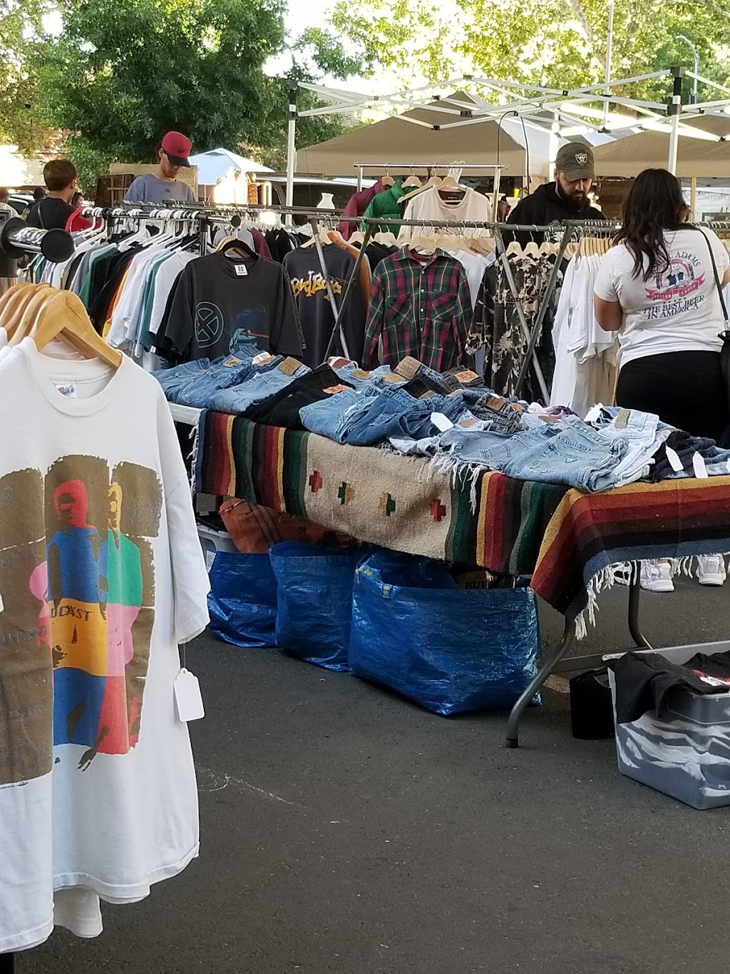 Sacramento Antique Faire | 1 Sports Pkwy, Sacramento, CA 95834, USA | Phone: (916) 600-9770