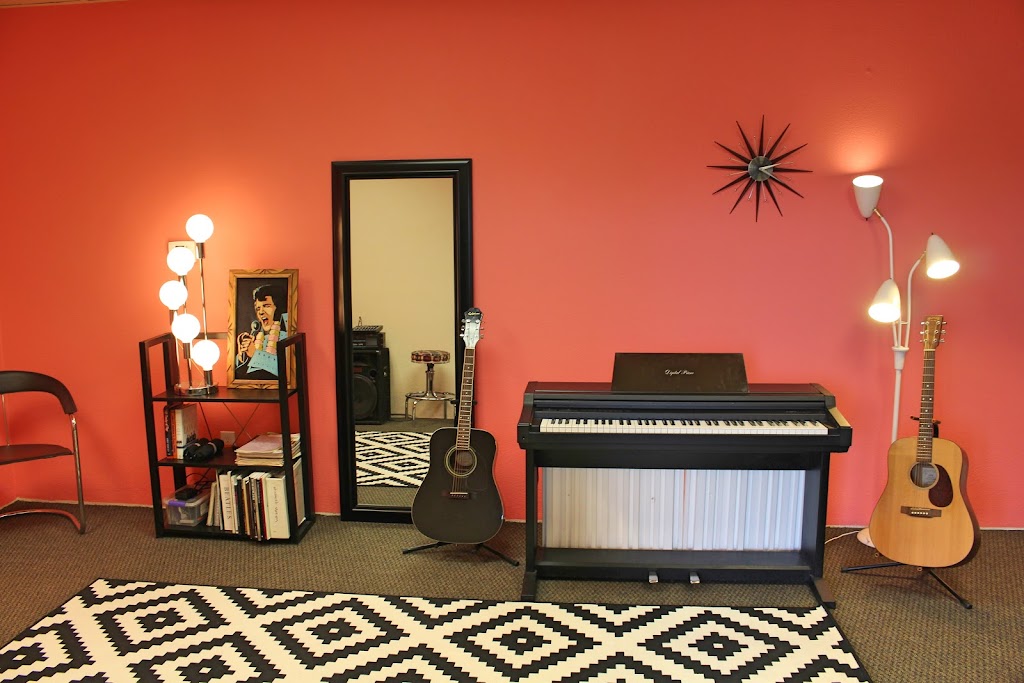 Vocal & Music Studio of Lindsey Bair | 1620 E Whitton Ave, Phoenix, AZ 85016, USA | Phone: (602) 402-9969