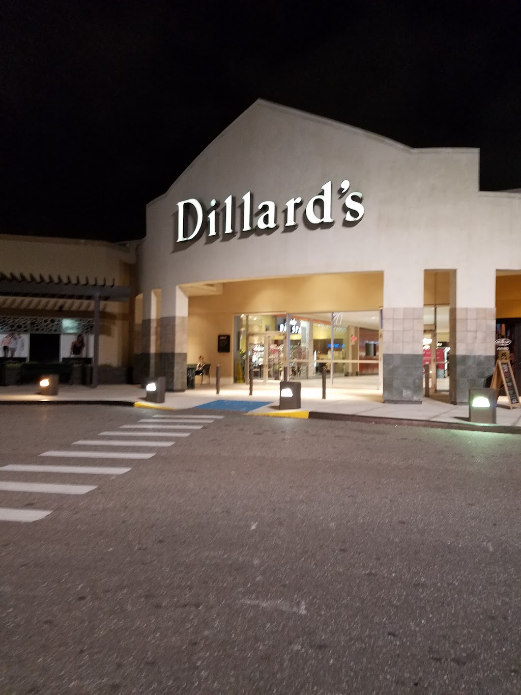 Dillards | 6990 Tyrone Square, St. Petersburg, FL 33710, USA | Phone: (727) 344-4611