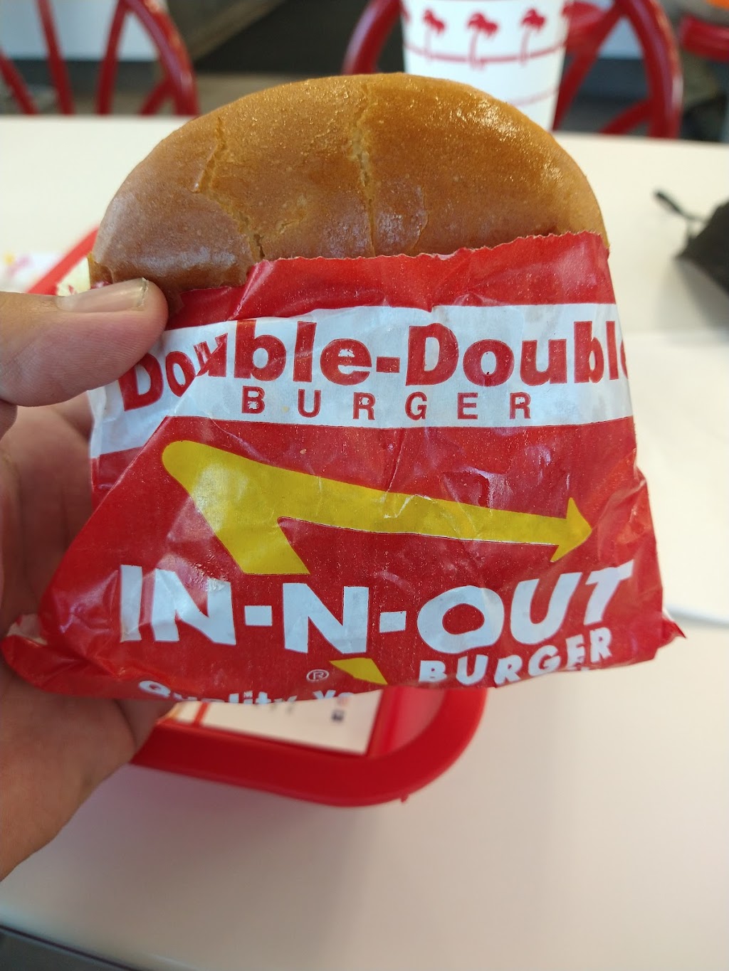 In-N-Out Burger | 506 W Riggin Ave, Visalia, CA 93291, USA | Phone: (800) 786-1000