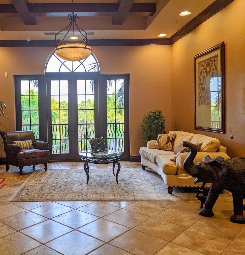 Meg Young, LCSW | 8470 Enterprise Cir Suite 300, Lakewood Ranch, FL 34202, USA | Phone: (941) 462-4807