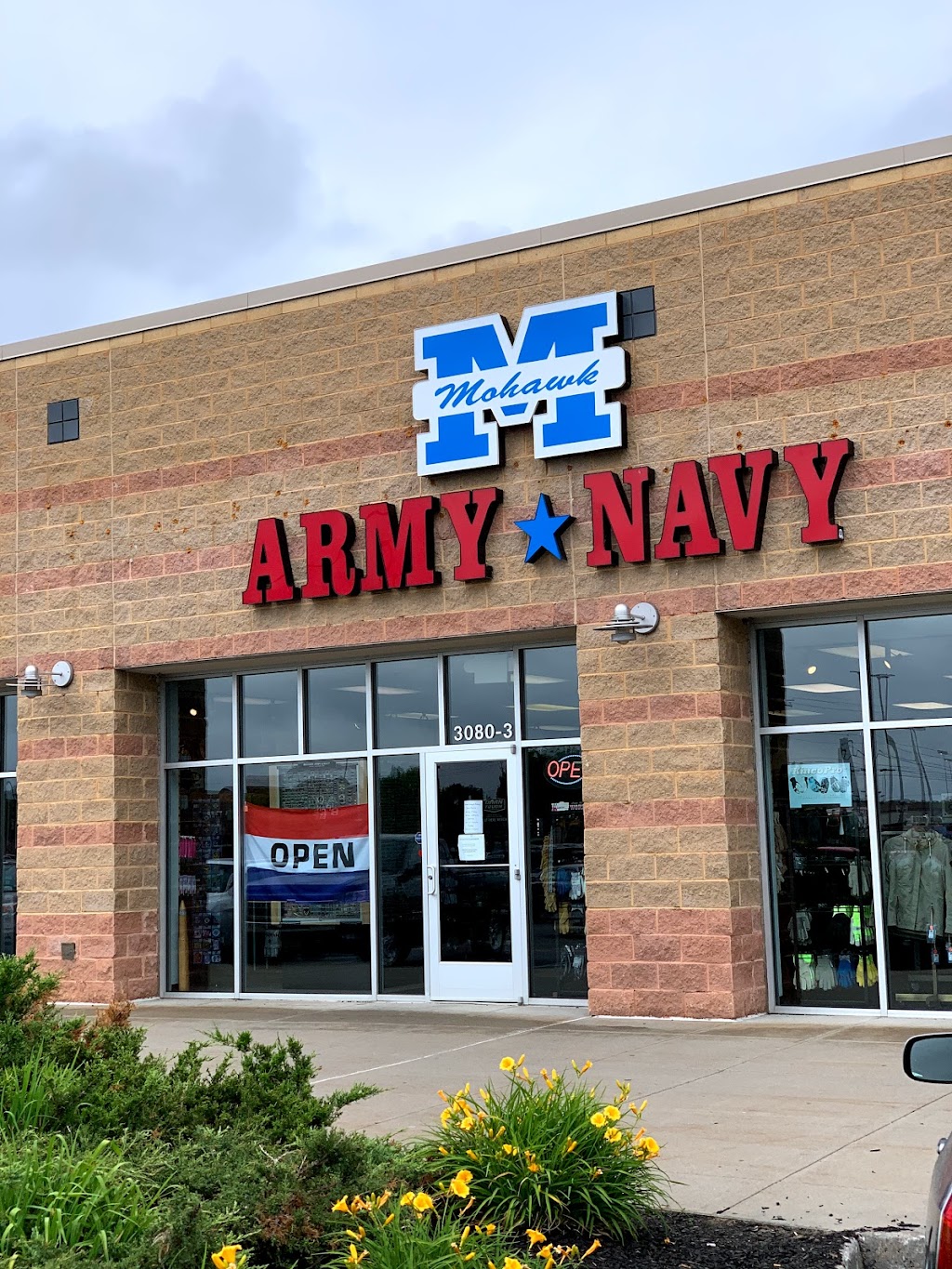 Mohawk Army Navy | 3080 NY-50, Saratoga Springs, NY 12866, USA | Phone: (518) 580-1285