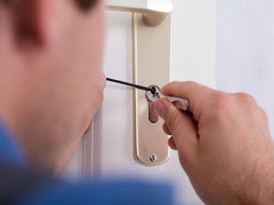 Door Locks Round Rock TX | 4401 N Interstate Hwy 35, Round Rock, TX 78665, USA | Phone: (512) 692-6174