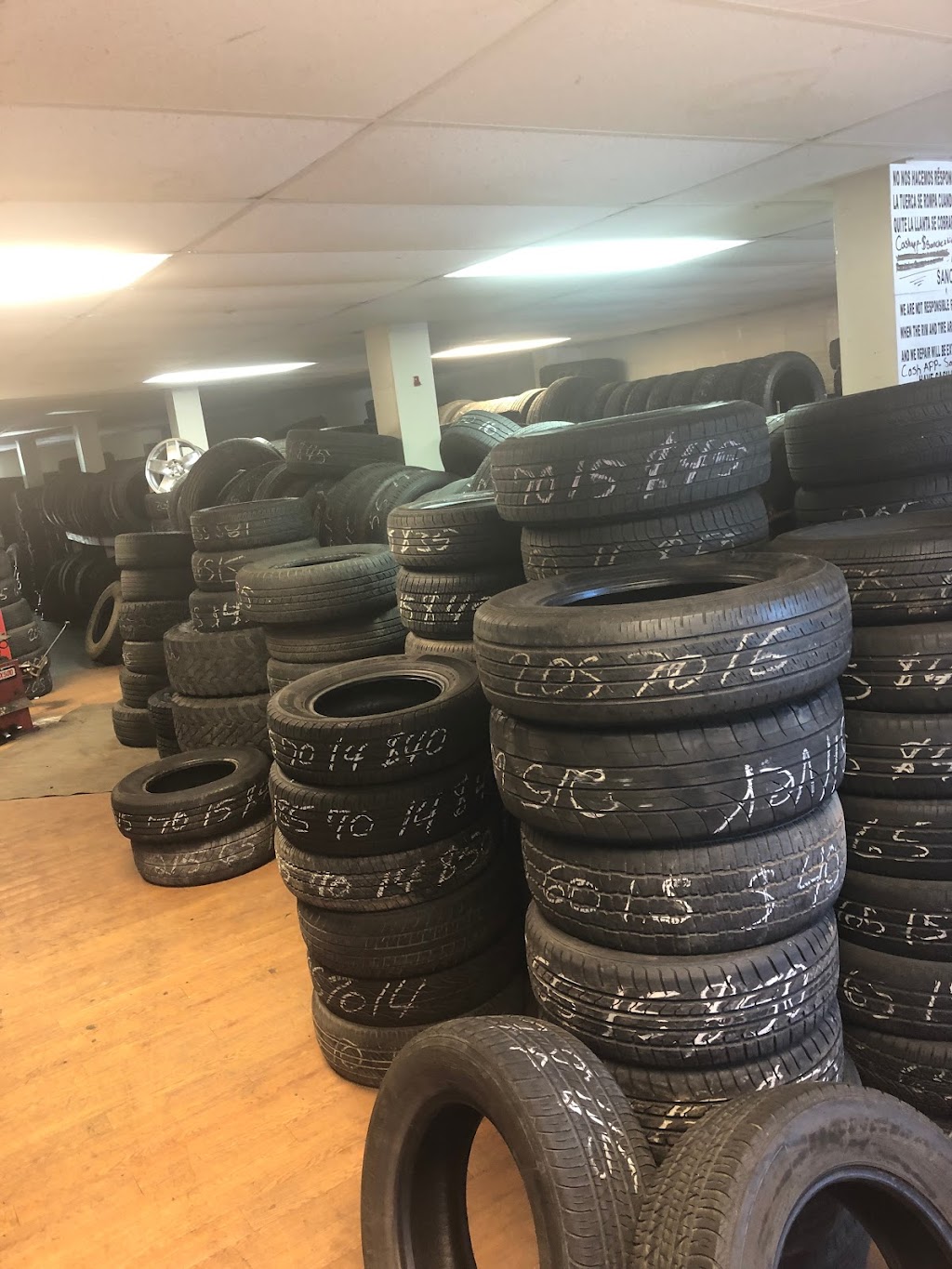 Sanchez Tires | 4523 Cherry St, Winston-Salem, NC 27105, USA | Phone: (336) 257-9361