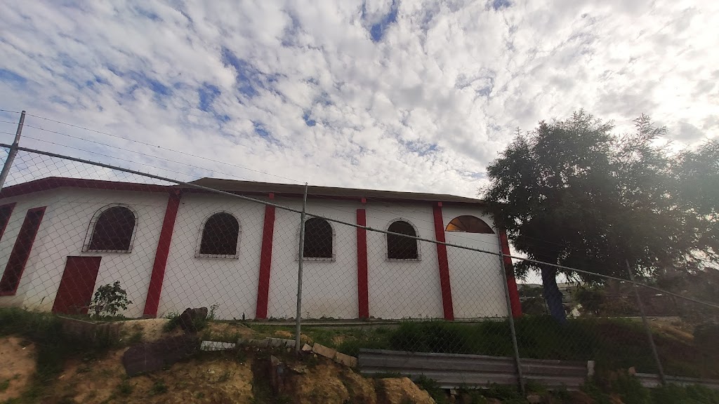 Capilla Cristo Rey | Ruiseñor 14, San Luis, 22170 San Luis, B.C., Mexico | Phone: 664 645 2800