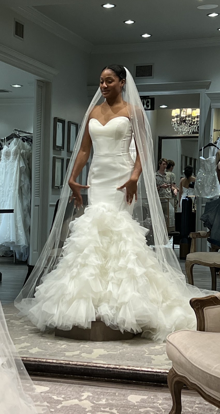 Lovella Bridal | 224 S Brand Blvd, Glendale, CA 91204, USA | Phone: (818) 246-4637