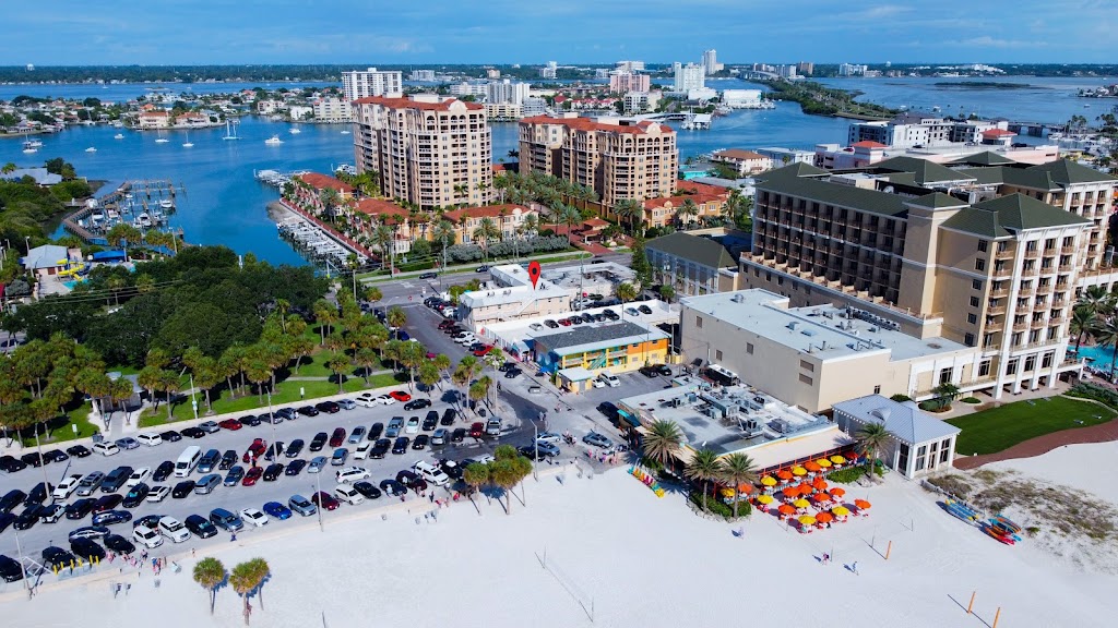 Clearwater Beach Suites | 530 Mandalay Ave, Clearwater, FL 33767, USA | Phone: (727) 449-2700